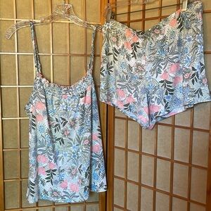 Linea Donatella Pajamas Set 2 piece Floral Cami Shorts Pajamas